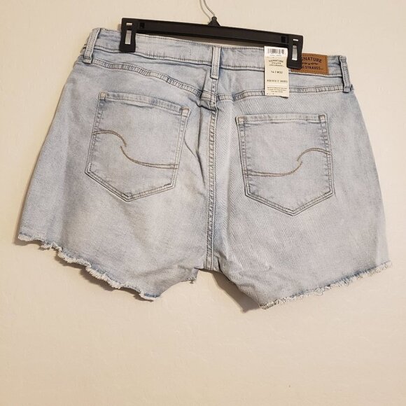 Levi's Strauss High Rise Shorts size 14 W32 NWT - Picture 3 of 9